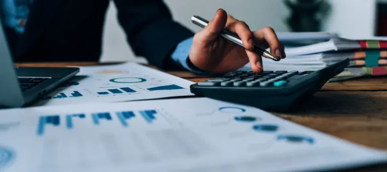 Bookkeeping vs Accounting: Key Differences